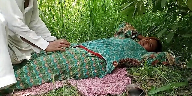 amateur,blowjob,exclusive,fisting,gangbang,indian,sexy,squirt,teen,verified,young