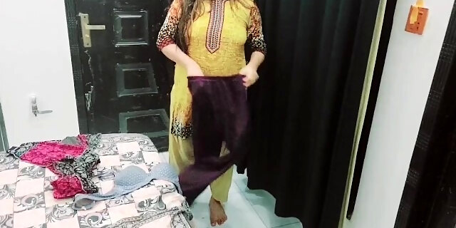 amateur,ass,big ass,big tits,blowjob,female orgasm,fucking,indian,mature,milf,mom,mother,pakistani,verified